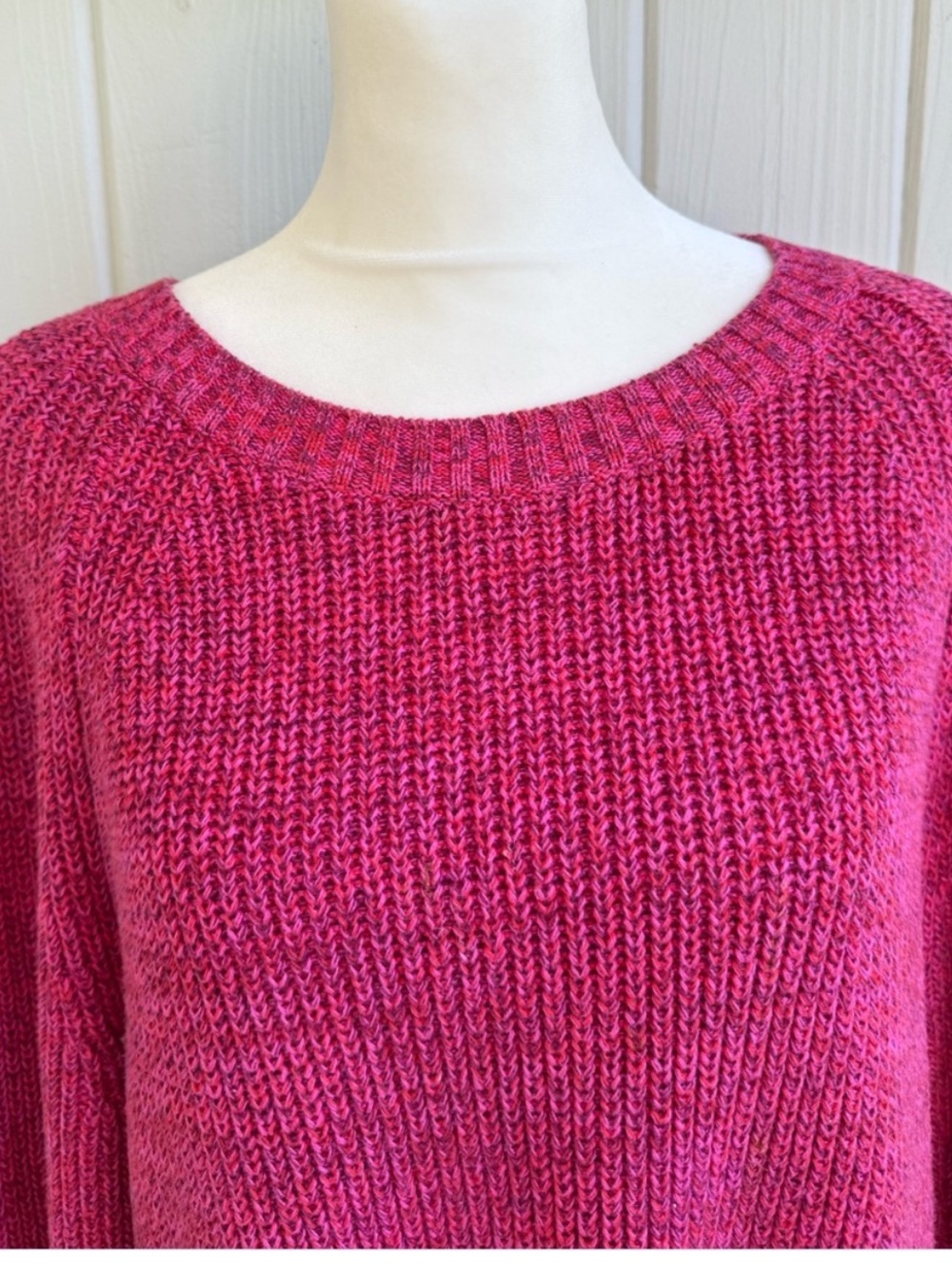 GAP Raspberry Crewneck Sweater - Picture 4 of 4